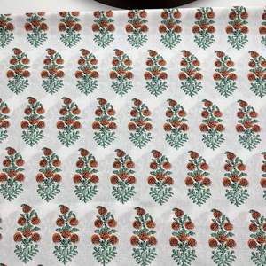 Tela de Algodón Ligera con Estampado Floral, Textil Tejido para Vestidos, Blusas, Ropa de Dormir y Prendas de Verano - Product Image 3