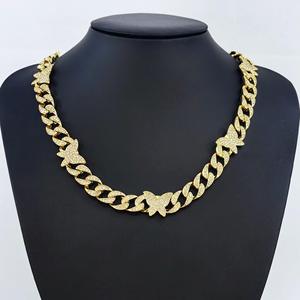 Collier chaîne papillon plaqué or 14K/18K, bijou statement unisexe style hip-hop avec pierre ronde taille brillant cultivée en laboratoire - Product Image 1