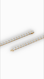 Bracelet tennis élégant à quatre griffes allongées avec diamants de laboratoire ronds de 15 carats en or 18 carats – Bijoux de luxe pour la vente en gros - Product Image 6