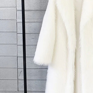 Manteau long en fourrure pour femme, épais et chaud, en coton et polyester, à manches longues, boutonné sur le devant, coupe décontractée, pour tous les jours - Product Image 6