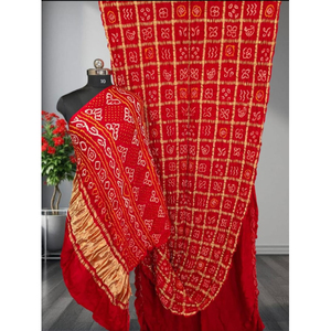 Sari Bandhani Rajasthani con Pallu Elegante – Prenda Étnica de Tela Suave para Fiestas y Festivales - Product Image 1