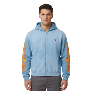 เสื้อฮู้ดซิปเต็มตัวผู้ชาย ลายกราฟิกเปลวไฟแบบกำหนดเอง ประดับเพชรเม็ดเล็ก ผ้าฝ้ายฟลีซพรีเมียม เสื้อฮู้ดสตรีทแวร์คุณภาพสูง สินค้าขายส่ง - Product Image 1