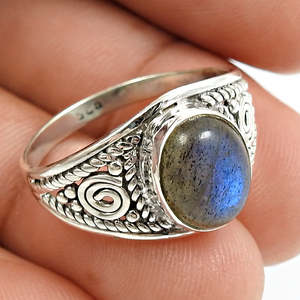 Elegant <b>Labradorite</b> Gemstone Jewelry In 925 Sterling Silver Natural Oval Cut Gemstone <b>Ring</b> Handmade Unisex Jewelry In Boho Style - Product Image 2