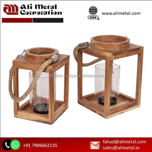 Lanterne en bois à breloque nautique avec un design unique pour la maison, le jardin, le mariage et les décorations de Noël personnalisables - Product Image 5