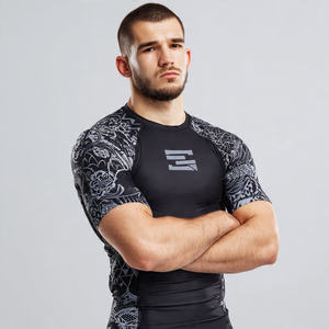 Maillot de compression sublimé pour homme – Tenue d'entraînement, Rash Guard personnalisé imprimé, Maillot de bain et de plage, Hauts Rash Guard imprimés pour hommes - Product Image 2