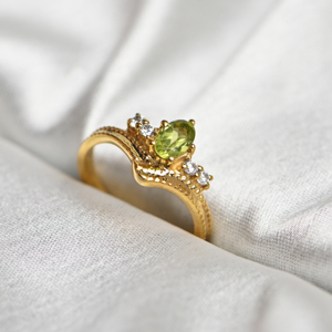 Oval <b>Peridot</b> <b>Ring</b> in 925 Sterling Silver Yellow Gold Plated Gemstone Engagement Wedding Luxury Jewelry Gift - Product Image 5