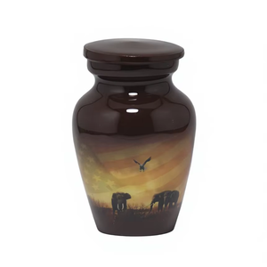 โถตกแต่งทำมือลายพระอาทิตย์ตกดิน รูปช้างและนกอินทรี สีน้ำตาลดำอะลูมิเนียม สำหรับโอกาสแสดงความเสียใจ - Product Image 2
