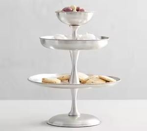 Soporte de Metal para Chocolate, Exhibidor de Postres de Varios Niveles para Frutos Secos, Presentación de Mesa de Inspiración Vintage para Recepción de Bodas - Product Image 1