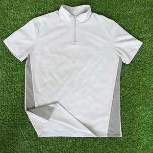 Camiseta de Hombre con Logotipo Personalizado, Tejida en Poliéster Sólido de 220 Gramos, Transpirable, para Golf, Casual, Manga Corta, Venta al Por Mayor - Product Image 1