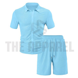 Conjunto de dos piezas para hombre, nuevo diseño, conjunto de verano para exteriores, corte ajustado, conjunto de camiseta y pantalones cortos transpirables de alta calidad para hombre. - Product Image 2