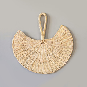Éventails portables en rotin, accessoires de décoration murale pour hôtels et maisons, éventails tissés à la main, prix de gros - Product Image 1