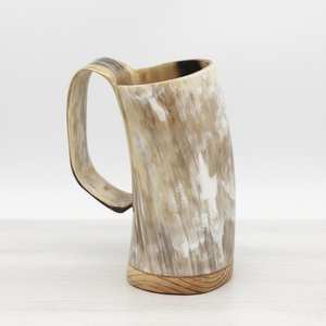 Taza Vikinga de Cuerno de Vaca Natural Blanco de la Mejor Calidad, Auténtica Jarra Medieval de Cuerno de Buey para Cerveza, Sidra y Vino - Product Image 1