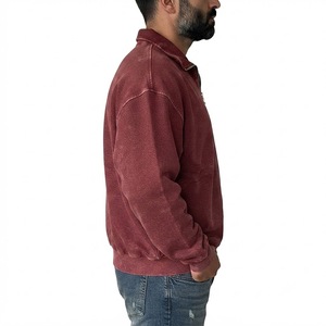 Sudadera de hombre color burdeos con lavado vintage, media cremallera, corte relajado, cuello alto, mezcla de algodón, manga larga, estilo casual urbano para otoño e invierno. - Product Image 6