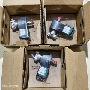 Fournisseur Masoneilan SVI II AP Positionneur de vanne numérique intelligent ASCO JPIS8314B301 12V 24V Vanne solénoïde 3 voies Vanne de régulation de débit - Product Image 5