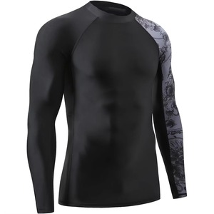Rashguard MMA confortable et respirant en Spandex/Polyester 180g pour hommes, à compression personnalisée - Product Image 4