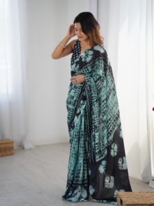 Sari en soie Chinnon de qualité supérieure, sari de créateur pour femmes, vêtement ethnique, sari à imprimé floral en Chinnon avec blouse non cousue - Product Image 4