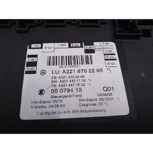 Módulo de Control de Puerta Trasera Derecha Clase S Usado OEM A2218702285 - Product Image 4