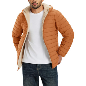 Veste matelassée pour homme avec broderie personnalisée, construction matelassée durable et solutions complètes de vêtements OEM ODM - Product Image 2