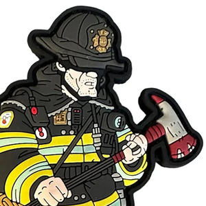 Fabricant OEM de patchs en caoutchouc PVC pour commandes en gros, en matériau PVC de haute qualité, avec logo personnalisé, gaufrage 3D et souplesse. - Product Image 1