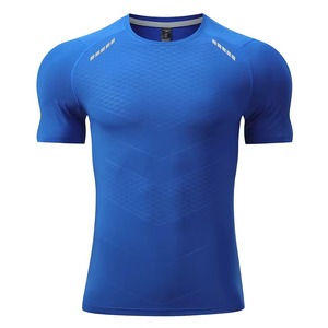 Fabricante de Camisetas de Entrenamiento de Alto Rendimiento Personalizadas, Ropa Deportiva de Compresión, Poliéster y Elastano, Marca Privada, Impresión DTF, Venta al Por Mayor - Product Image 3