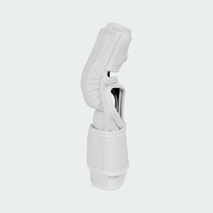 Gants d'entraînement demi-doigts en cuir PU blanc avec fermeture Velcro au poignet pour arts martiaux unisexe - Product Image 3