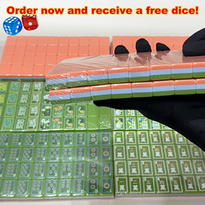 Juego de Mahjong Americano de Lujo, Plegable, de 4 Capas, 160 Piezas, en Acrílico Rosa, Esmeralda, Naranja y Verde - Product Image 3