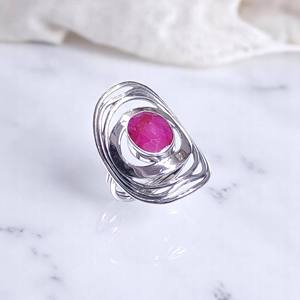 Bague élégante en argent sterling 925 avec pierre de lune arc-en-ciel ovale sertie clos, accessoires de joaillerie fine, vente en gros - Product Image 4