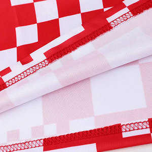 Conjunto de Uniforme de Fútbol Rojo y Blanco Personalizable, Equipación de Equipo con Impresión Personalizada, Uniforme de Fútbol con Diseño de Corte Diagonal - Product Image 6