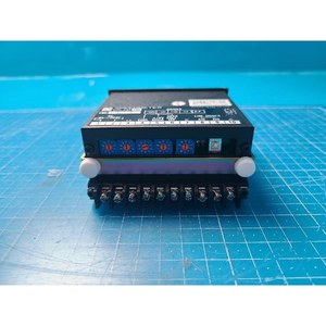 Alimentation pour contrôleur de stroboscope Kyoto Denkiki PS-06 ZM, utilisée comme pièce détachée d'équipement semi-conducteur d'époque - Product Image 1