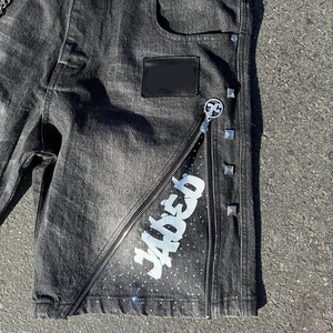 Shorts de mezclilla desgastados de cintura alta para hombre, con cremalleras y cadena, estilo punk, tipo bermuda. - Product Image 5