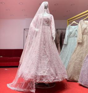 Ánh sáng colour Net lehenga với đầy đủ bit ưa thích nặng jarkan đá và Grand Flair cho đám cưới và bên mặc - Product Image 4