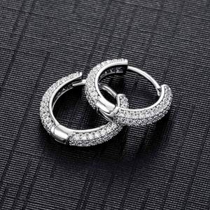 Petites boucles d'oreilles créoles fines en argent, serties de moissanite ronde en sangle, certifiées GRA, de luxe, unisexe - Product Image 6