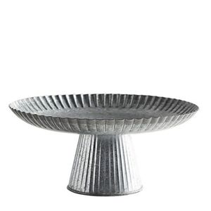 Wholesale Vintage Galvanized Metal Cake Stand Rustic Fluted Pedestal Dessert Display Plate for Wedding Party Hospitality Stand - Product Image 1