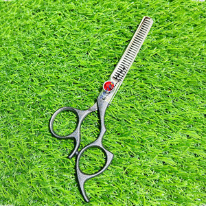 Ciseaux à cheveux de qualité supérieure en gros, ciseaux droits et effileurs en acier japonais personnalisés, design ergonomique pour salon professionnel - Product Image 6