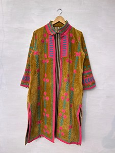 Chaqueta Larga de Terciopelo Bordado Marrón para Mujer, Diseño Floral, Estilo Bohemio, Cuello Alto, Manga Larga, Ropa de Abrigo para Invierno - Product Image 1