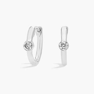 Pendientes Huggie de Oro Sólido de 14K con Diamantes Cultivados en Laboratorio, Engaste de Bisel, 0.20 Ct TW, Minimalistas, Solitarios, Joyería Fina para Mujer, Certificados IGI, OEM - Product Image 3