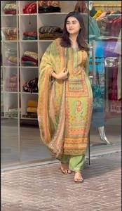 Ensemble haut et bas pour femme, style moderne, en Georgette Foux épaisse, imprimé numérique, avec dupatta et broderies à la main, séchage rapide, VISHNU K DESIGNS - Product Image 2