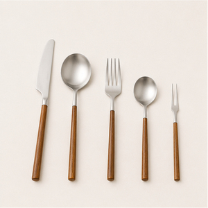 Ensemble de couverts en acier inoxydable avec manche en bois de qualité supérieure, ustensiles de cuisine au design ergonomique, vaisselle pour repas et événements de luxe - Product Image 1