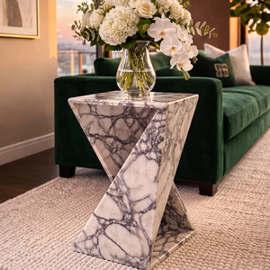 Table d'appoint en marbre naturel de luxe, table à piétement géométrique, table d'appoint moderne en marbre pour salon - Product Image 1