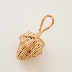 Adorables mordedores con forma de fresa para bebés, sonajeros de ratán tejidos a mano, juguetes para niños. - Product Image 3