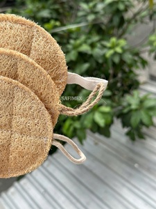 Éponges naturelles en loofah ovales pour le bain et la cuisine, provenant de la ferme vietnamienne, cultivées de manière biologique, sûres pour les humains - Product Image 5