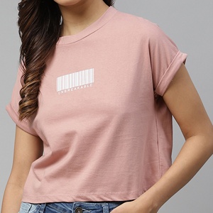 เสื้อยืดผู้หญิงหลากสีสันแบบคลาสสิก ระบายอากาศได้ดี คอเสื้อแบบสั้น พิมพ์ลาย สำหรับสาวๆ วัยผู้ใหญ่ ขายส่งเสื้อผ้าจากบังกลาเทศ ปี 2026 - Product Image 4