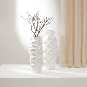 Vaso di fiori in legno realizzato a mano, sostenibile ed elegante, 5.5x5.5x15.5 pezzi di accento, vasi in ceramica e porcellana - Product Image 1