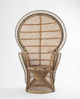 Chaise Paon en Rotin Naturel Faite à la Main, Mobilier Moderne et Élégant pour la Décoration de Salon de Villa, Décoration d'Événements et de Mariages