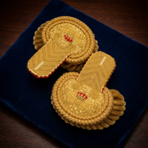 Epaulettes Unisex Transpirables de Lana con Hilo Dorado, Insignia de Corona Bordada, para Uniforme, Talla Adulto - Product Image 5