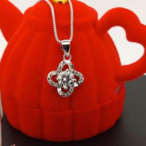 Collar de Plata de Ley con Baño de Platino y Moissanita de Corte Redondo, Estilo Único, para Mujer - Product Image 5