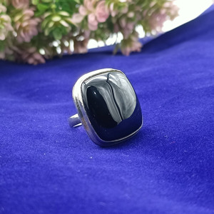 แหวนออนิกซ์สีดำ แหวนพลอยทำมือสไตล์คลาสสิก เครื่องประดับมินิมอล ไอเดียของขวัญสุดพิเศษ - Product Image 2