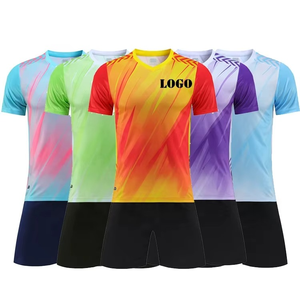 Uniformes de Fútbol Sublimados Personalizados al por Mayor, Camisetas de Fútbol de Alta Calidad, 100% Poliéster Transpirable, Ropa Deportiva para Equipos - Product Image 1