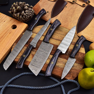Juego de cuchillos de chef hechos a mano de acero de Damasco para cocina, utensilios de cocina de alto rendimiento diseñados para la preparación profesional de alimentos. - Product Image 4