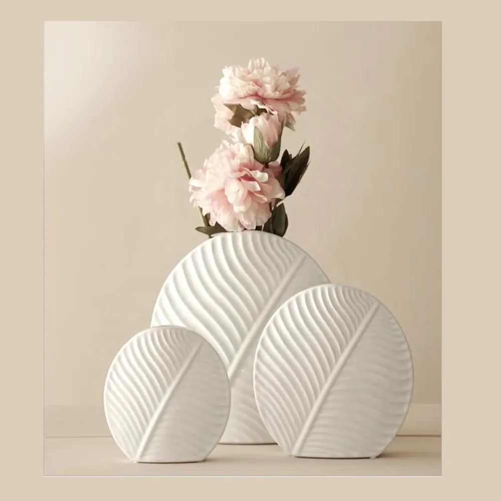 Decorative Vase Home Decorative Gift With Box Metal Round White Leaf Design Table Vase Indian style home decoration gifts